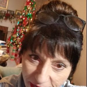 Meet your Posher, Brenda